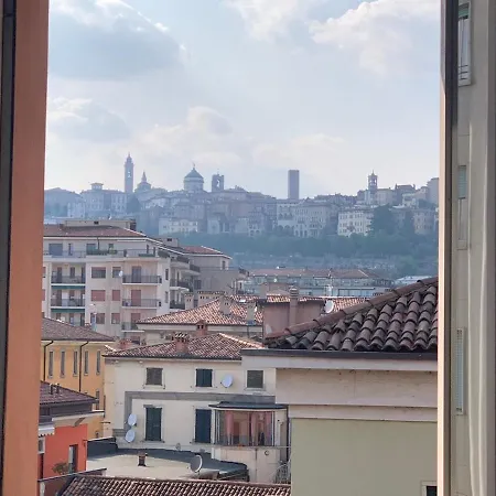 Camozzi Apartament Bergamo